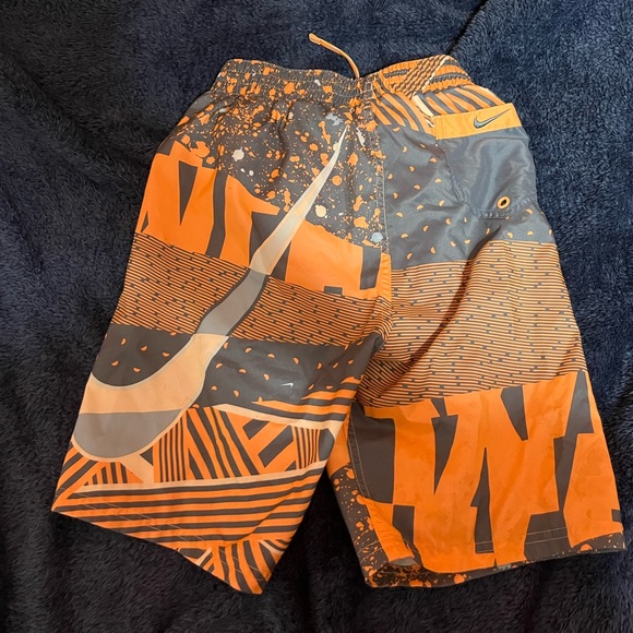 Boys swim trunks - Picture 2 of 2